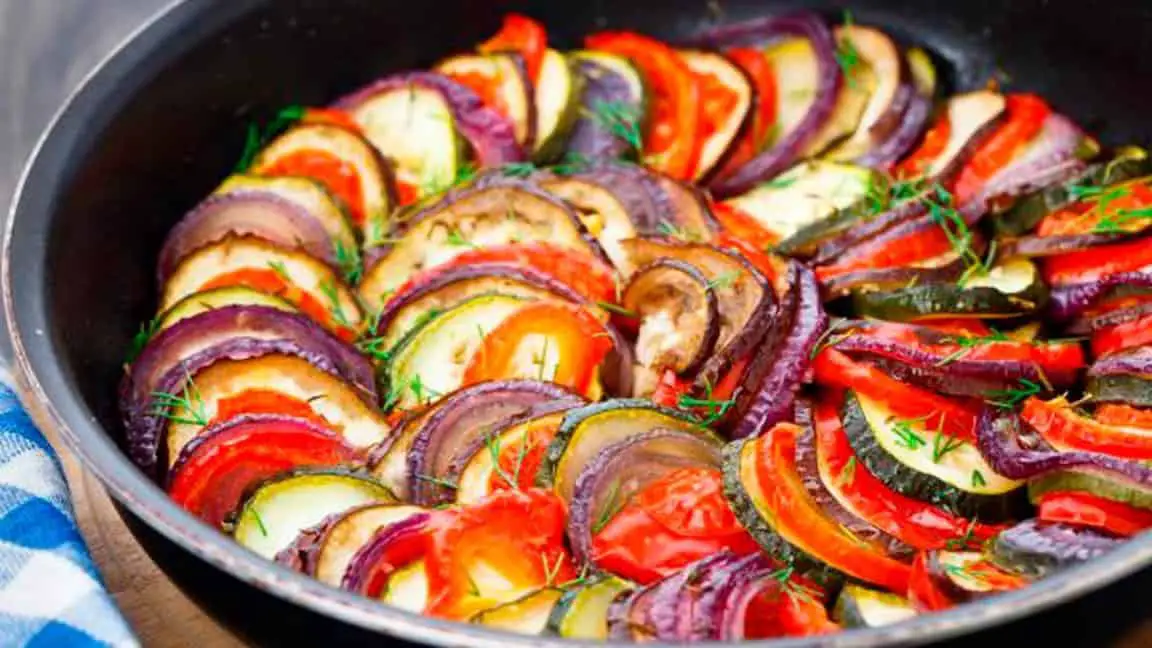 Ratatouille – Uma Receita Colorida, Leve e Cheia de Sabores